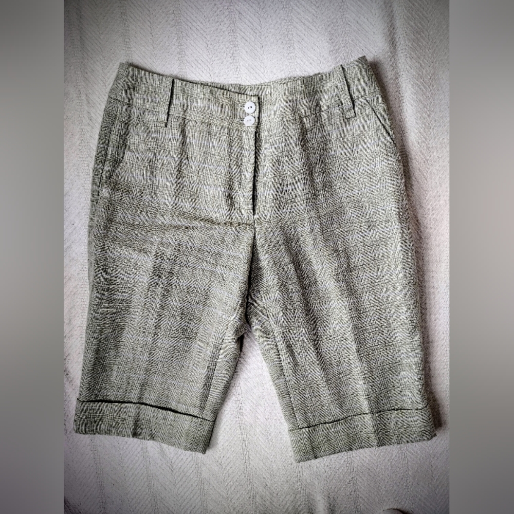 EUC Faconnable Green Cuffed Linen Shorts w/ Rayon Lining, Women's Size 10